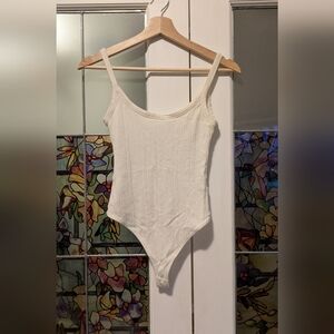Oak + Fort Ribbed Bodysuit Size Small